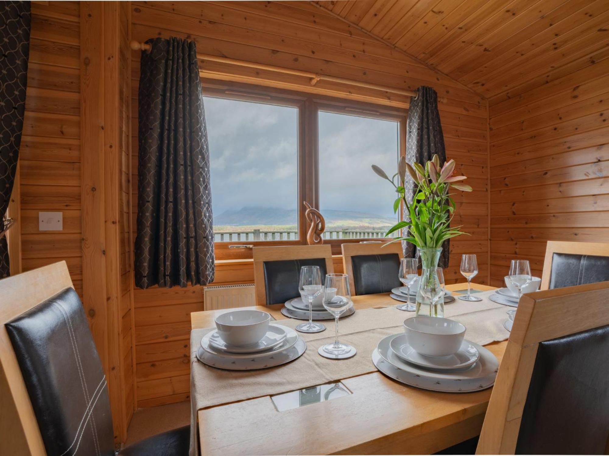 Chalet Loch Leven Lodge 10 By Interhome كينروس المظهر الخارجي الصورة